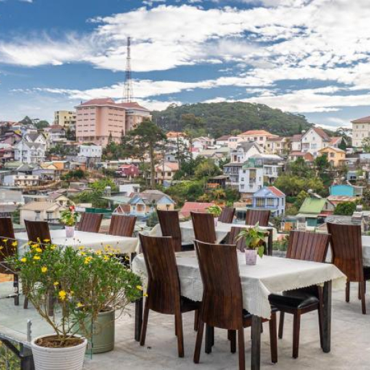 Biệt thự Hồng Môn Đà Lạt