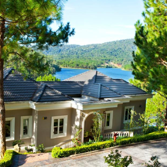 Dalat Edensee Lake Resort & Spa