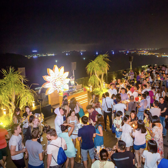Skylight Nha Trang Entrance Ticket – Havana Hotel Rooftop